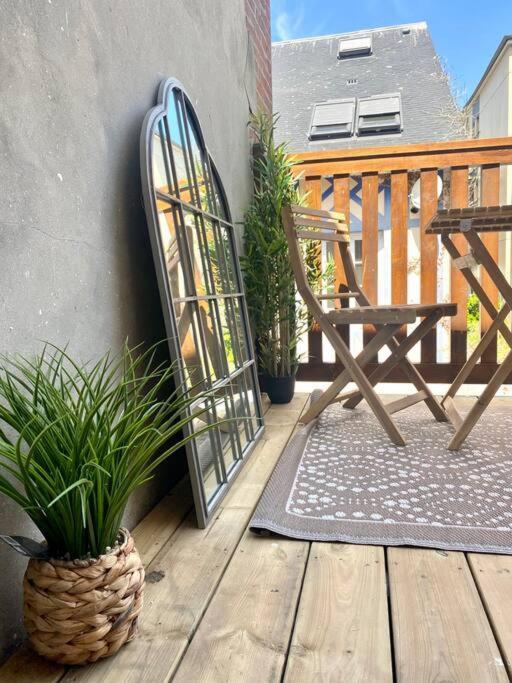 Studio Avec Terrasse A Deauville Exterior photo
